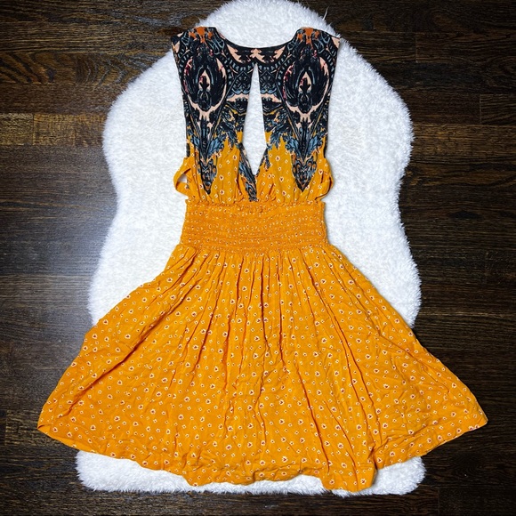 Free People Walking Through My Dreams Orange Floral Paisley Smocked Dress - Picture 9 of 15